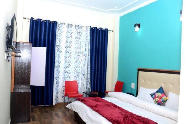 Stayapart - Hotel Bagsu Sarovar Дармсала Екстер'єр фото
